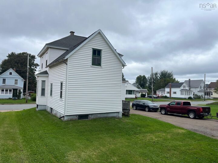 Property Photo: 272 Brunswick Street NS B2N 2J3