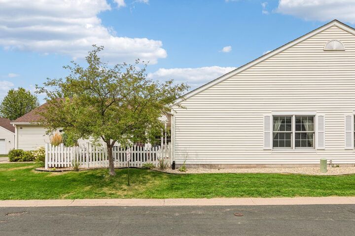 Property Photo: 64 Thompson Avenue W 43 MN 55118