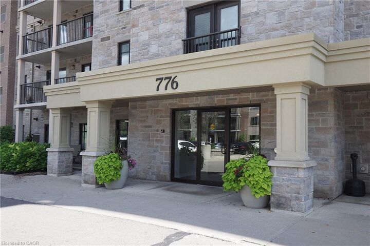 Property Photo: 776 Laurelwood Drive 309 ON N2V 0A5