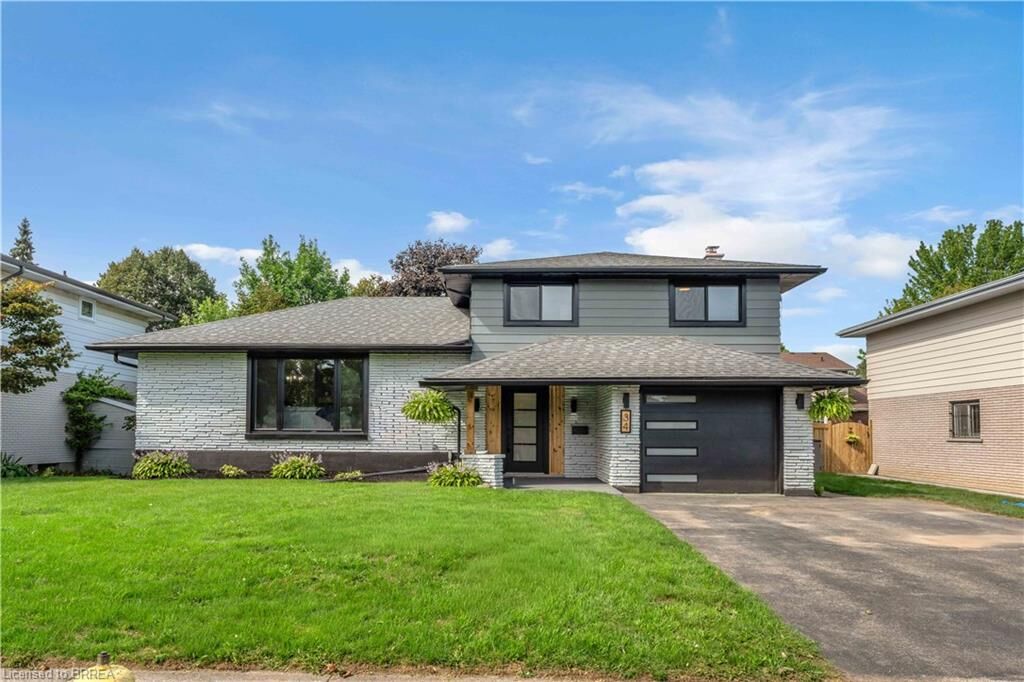 Property Photo:  34 Sky Acres Drive  ON N3R 1P3 
