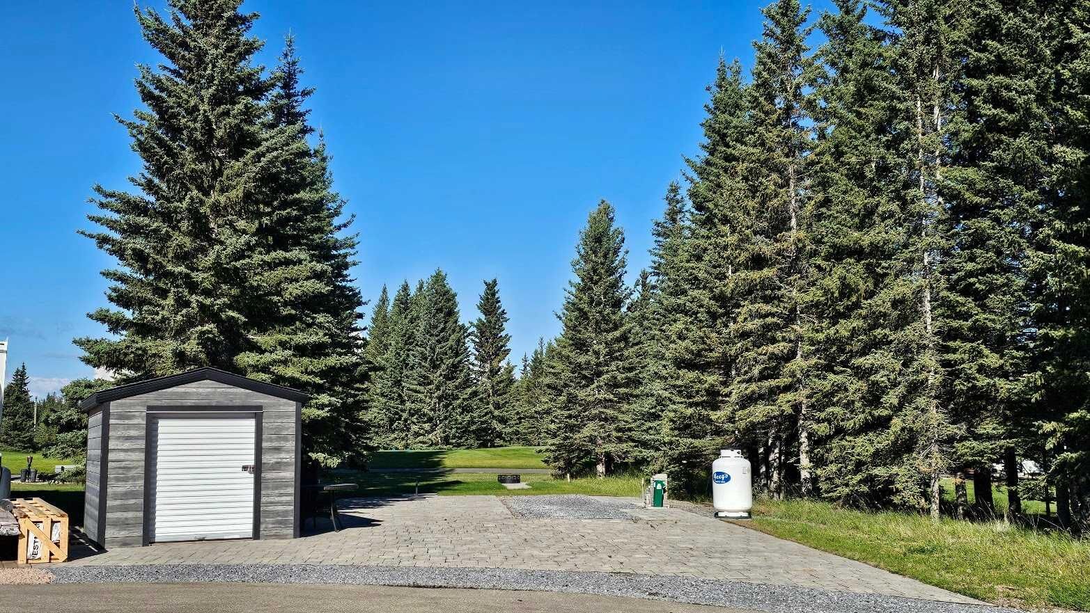 Property Photo:  32351 Range Road 55 128  AB T0M 1X0 