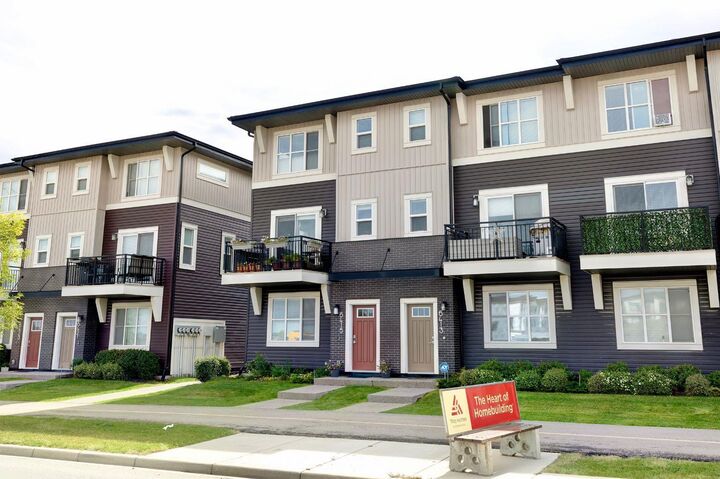 Property Photo:  6415 128 Avenue NE  AB T3N 1E6 
