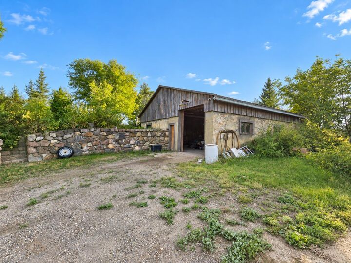 Property Photo: 782055 Range Road 54 AB T0H 3G0