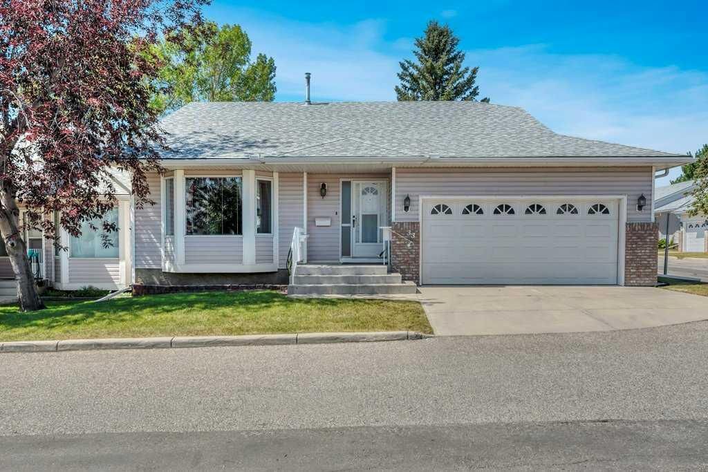 Property Photo:  33 Riverview Point SE  AB T2C 4H8 
