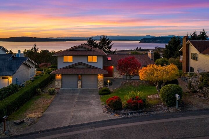 Property Photo:  7404  100th Avenue SW  WA 98498 