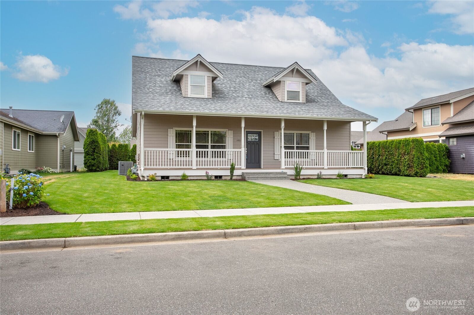 Property Photo:  1451  Larkspur Street  WA 98264 