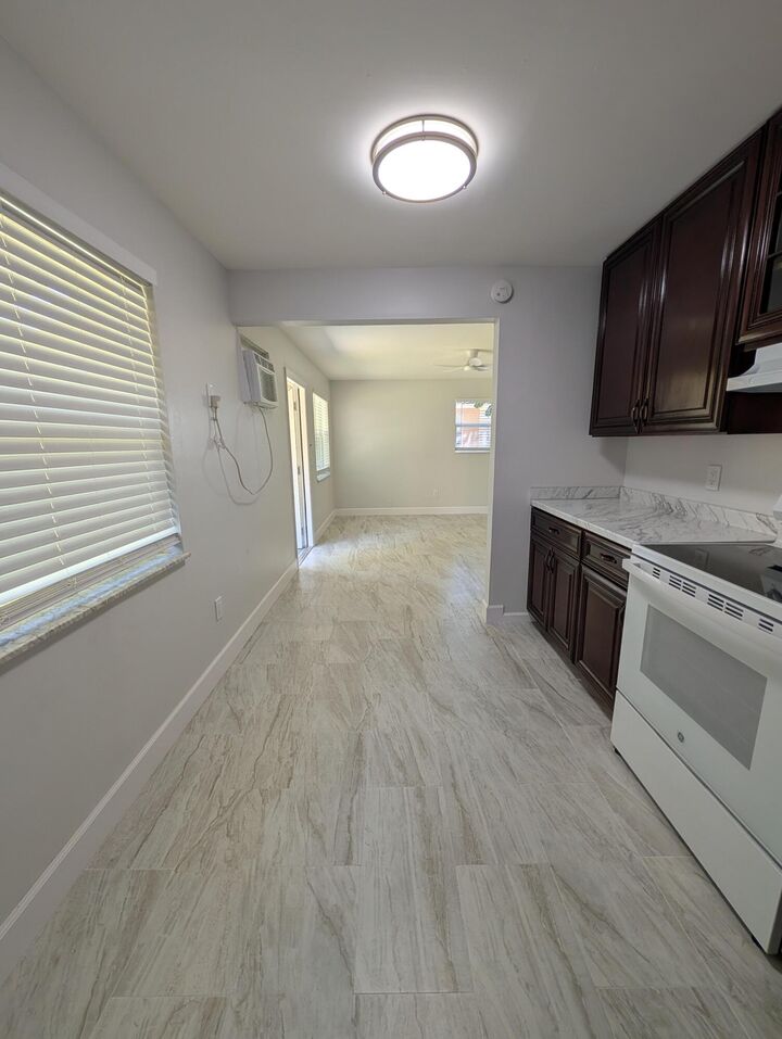 Property Photo: 3924 7th Avenue N FL 33461