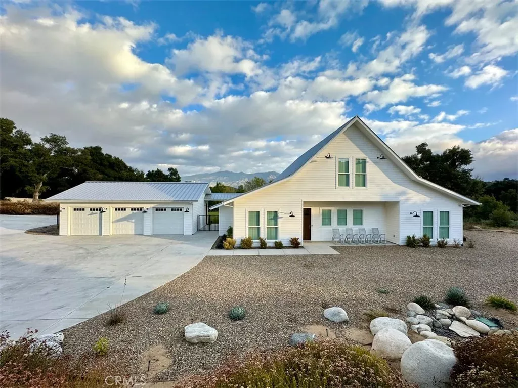Property Photo:  47043 Twin Pines Road  CA 92220 