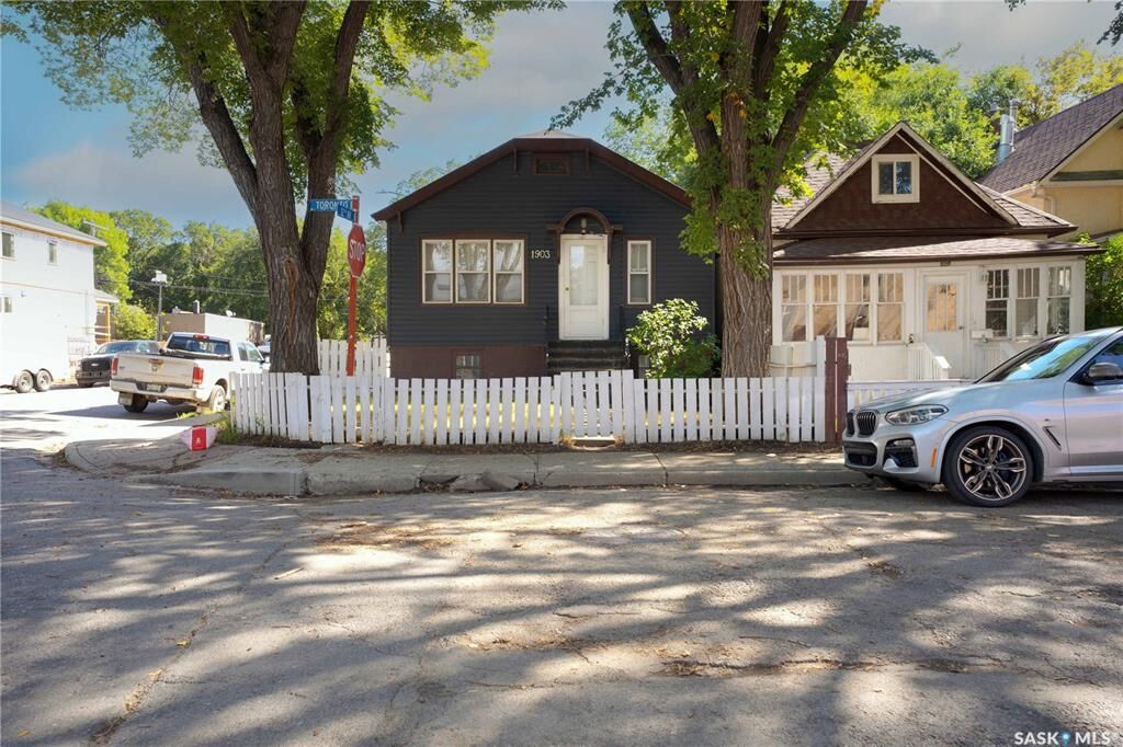 Property Photo:  1903 Toronto Street  SK S4P 1M9 