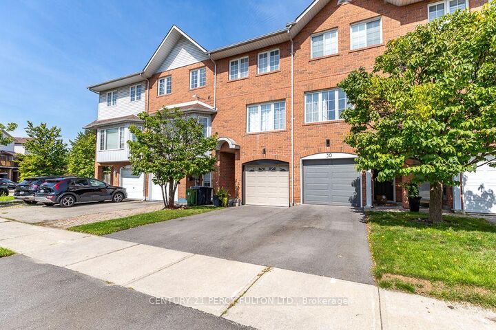 Property Photo:  28 Rumi Crescent  ON M4A 2X6 