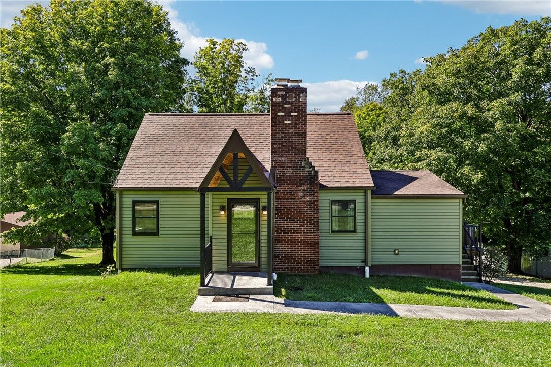 Property Photo:  1890 Mickanin Rd  PA 15642 