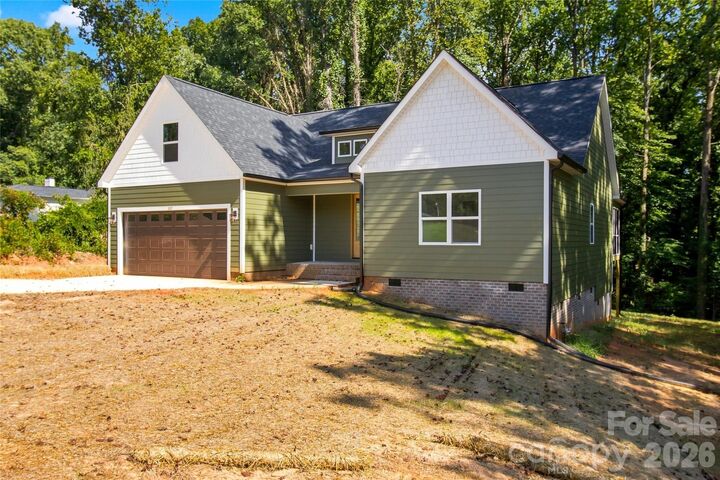 Property Photo: 207 Country Club Road NC 28150