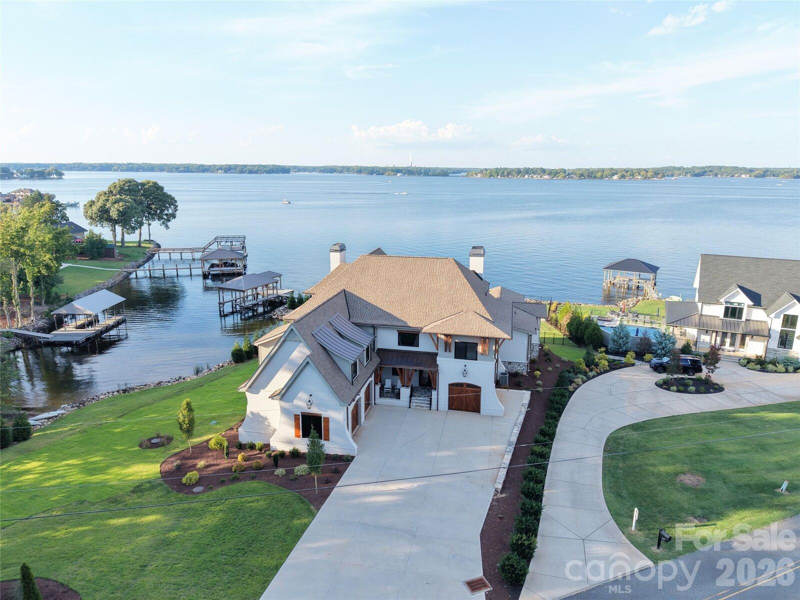 Property Photo: 7679 Rabbit Circle NC 28037