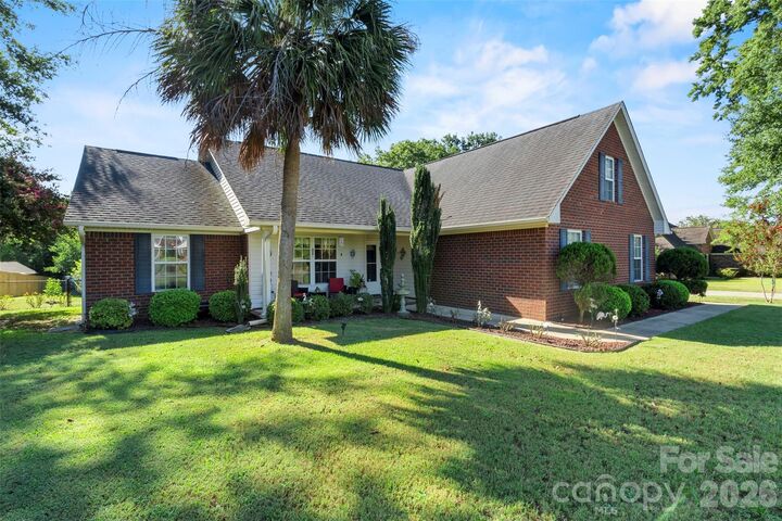 Property Photo:  3110 Tamarah Way  SC 29154 