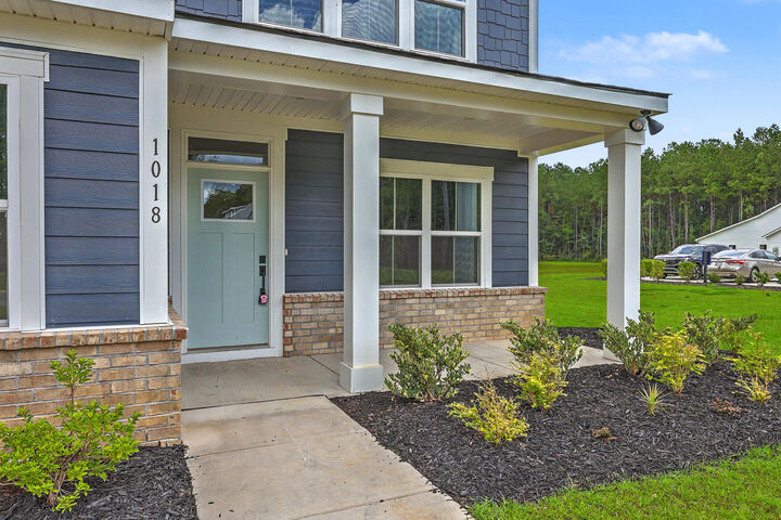 Property Photo:  1018 Lacebark Drive  SC 29472 