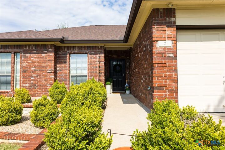 Property Photo:  2 Westridge Place  TX 76550 