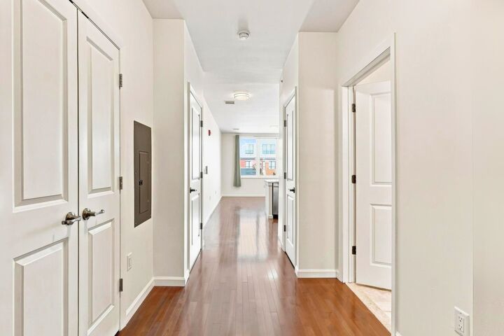 Property Photo: 850 Newark Ave 4D NJ 07306