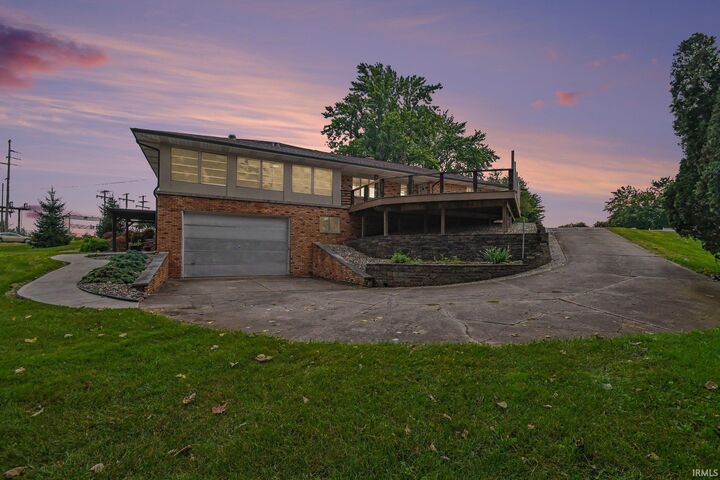 Property Photo: 1116 Erin Court IN 46540