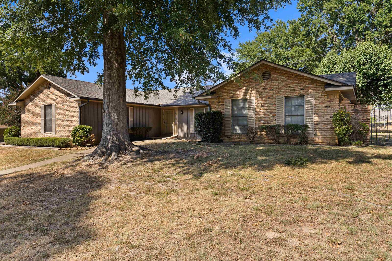 Property Photo:  515 Berkshire Drive  TX 75605 