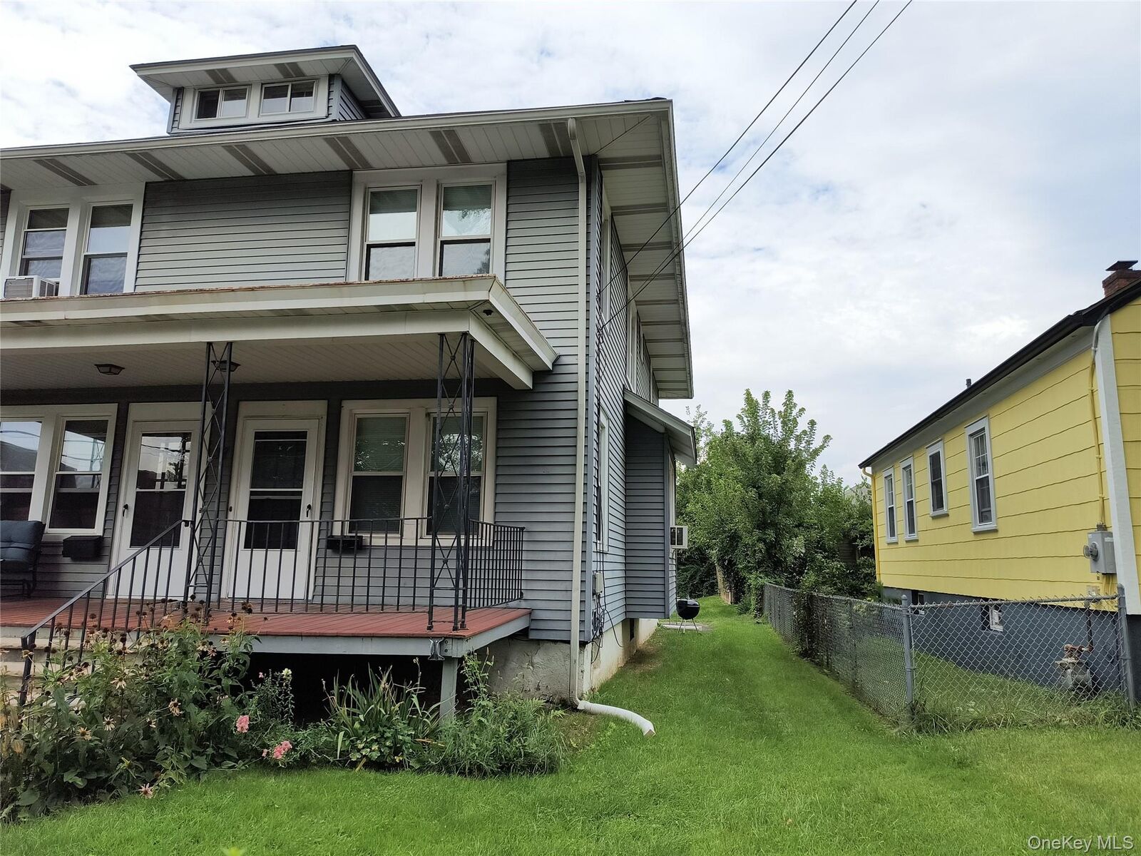 Property Photo:  37 Cross Street  NY 12508 