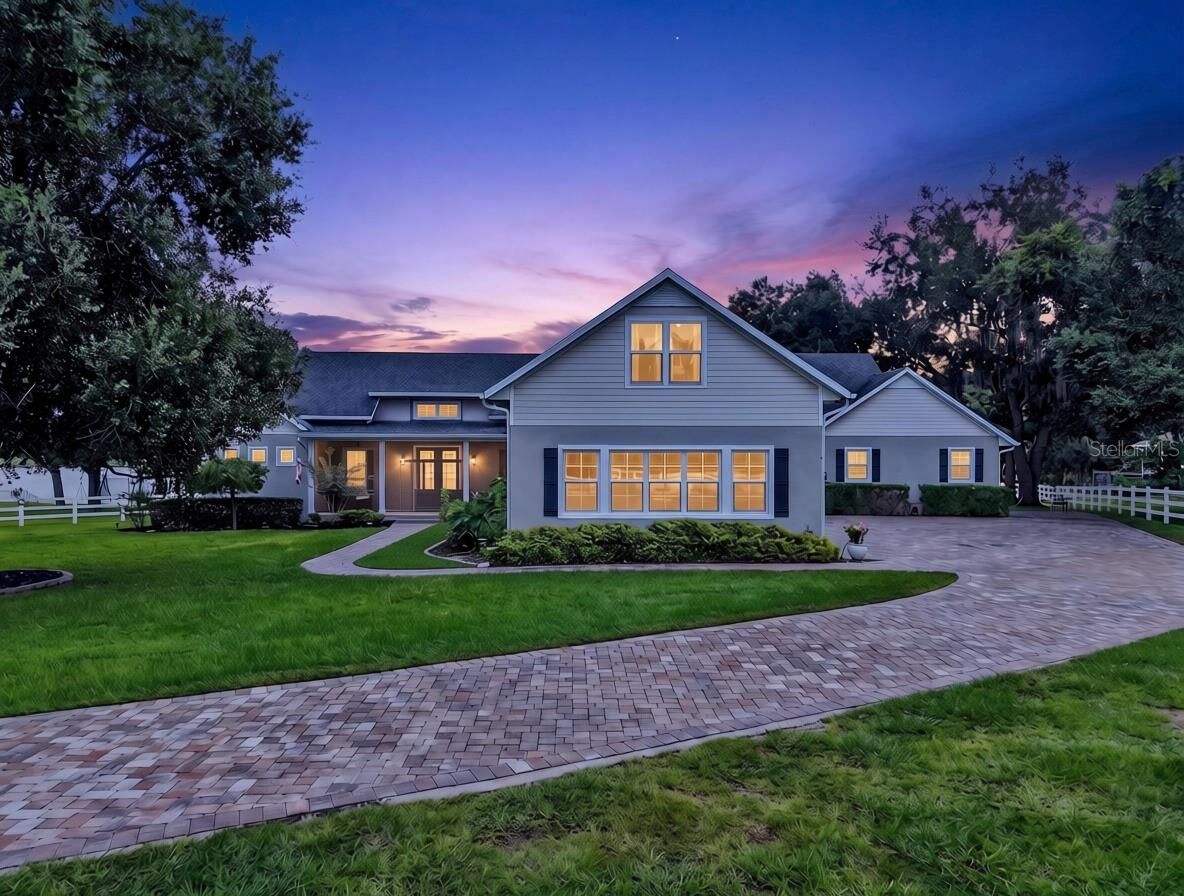 Property Photo: 10725 Dark Water Court FL 34715
