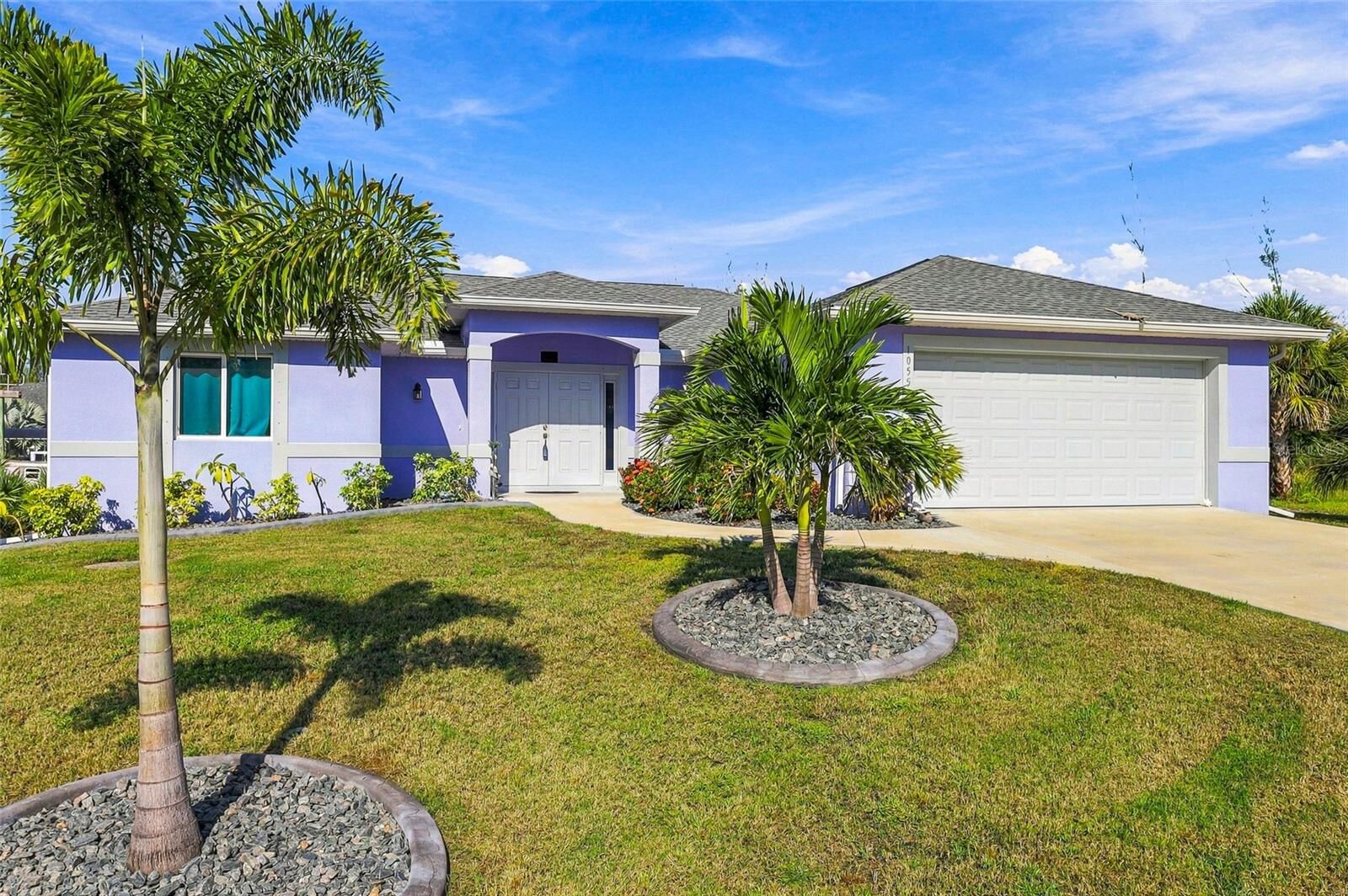 Property Photo: 10554 Live Oak Road FL 33981