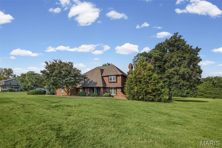 Property Photo: 169 Heck Road IL 62234