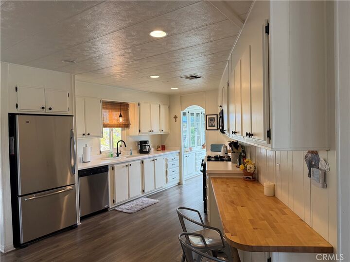 Property Photo:  28746 Calle De Escarpado  CA 92563 
