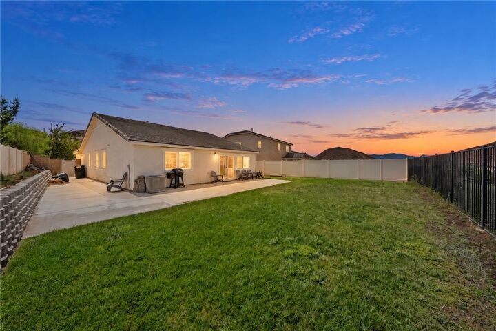 Property Photo:  35124 Sorrel  CA 92532 