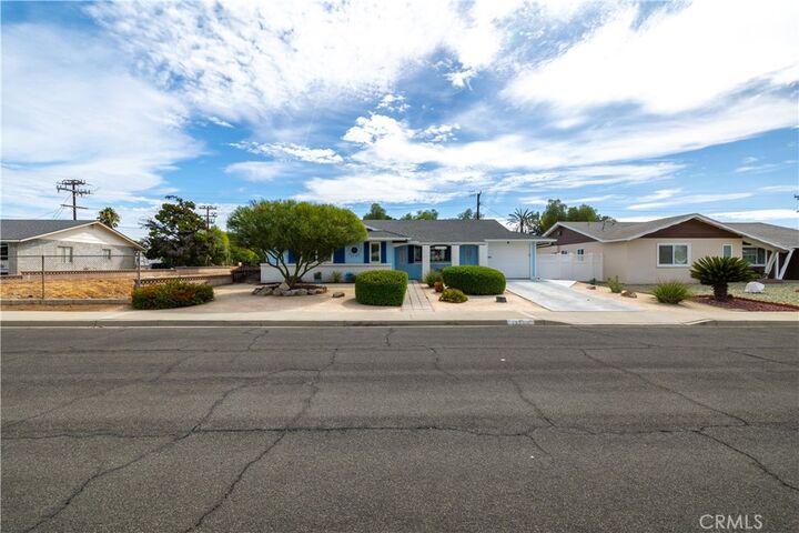 Property Photo:  28700 Thornhill  CA 92586 