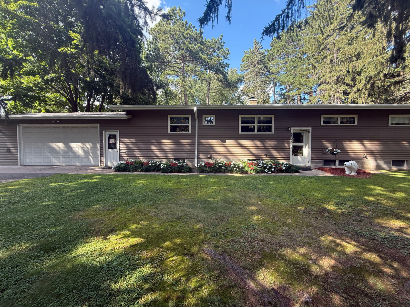 Property Photo:  1807 Birch Lake Avenue  MN 55110 