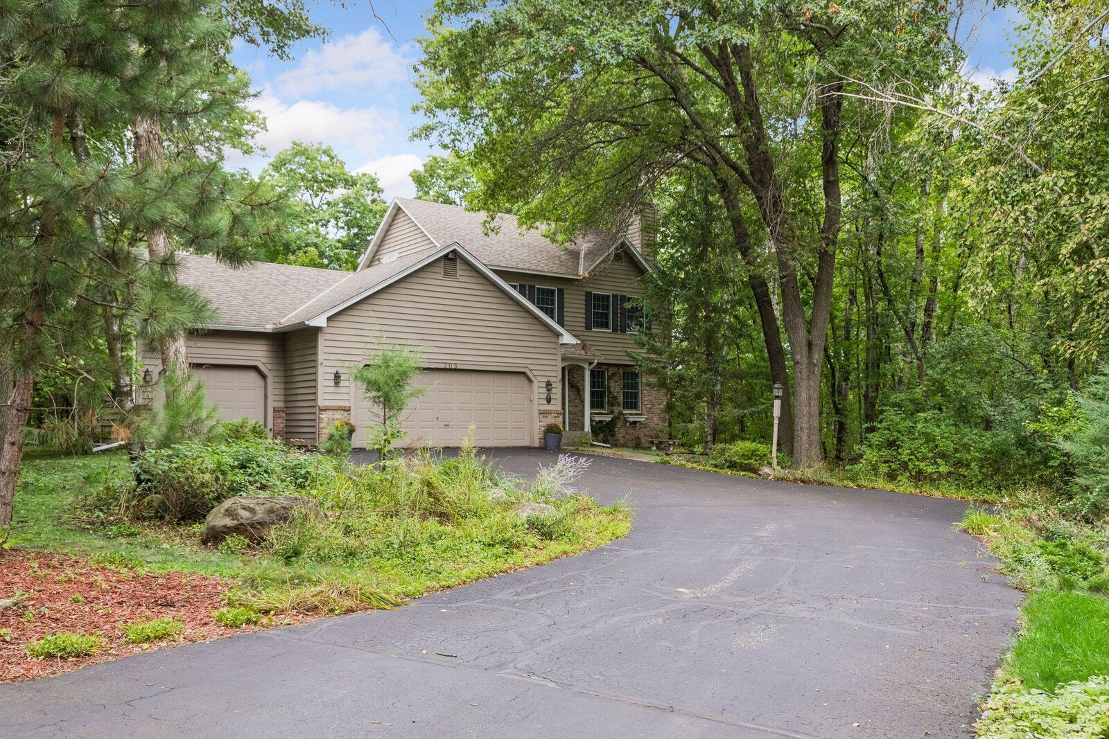 Property Photo: 303 Hazel Street W MN 55082