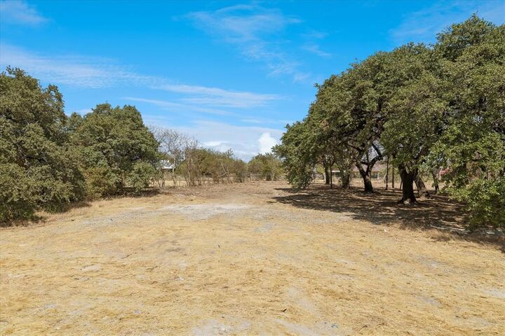 Property Photo:  1514 W Bankhead Highway  TX 76086 