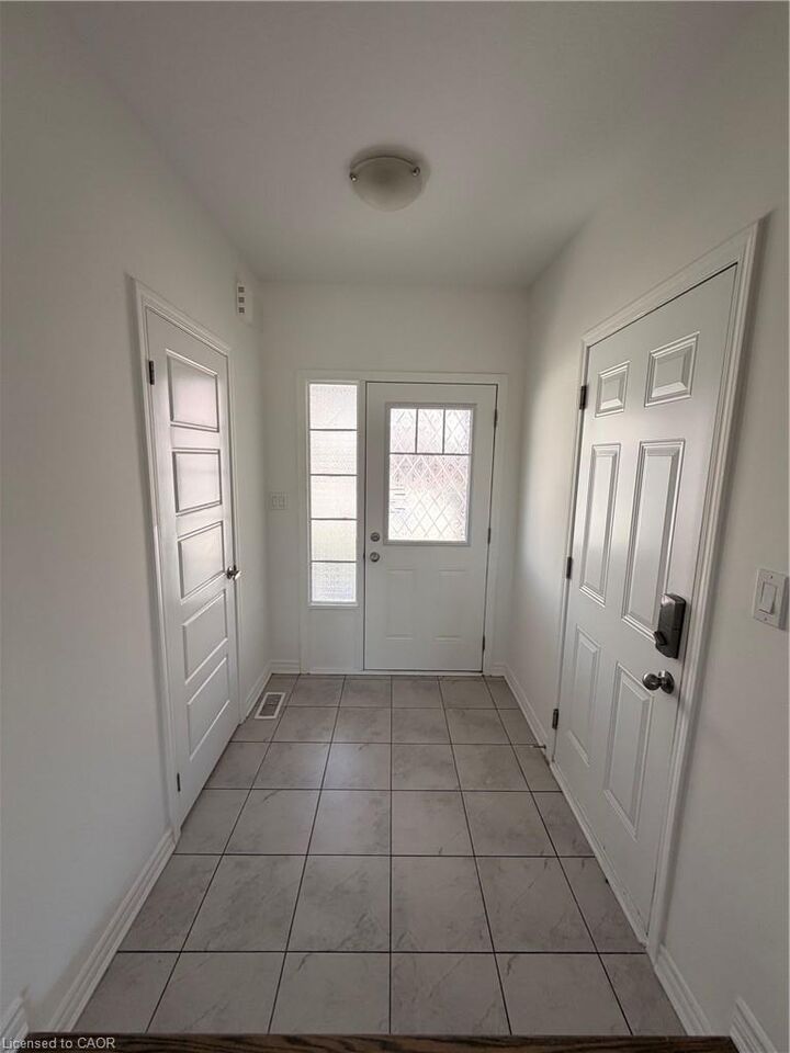 Property Photo:  143 Ridge Road 77  ON N3E 0E1 