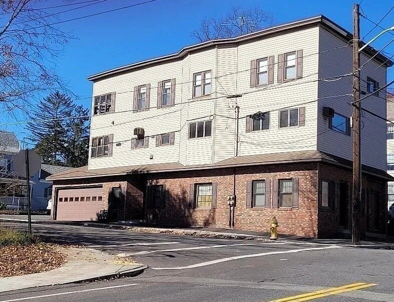 Property Photo: 182 West St 182 MA 01453