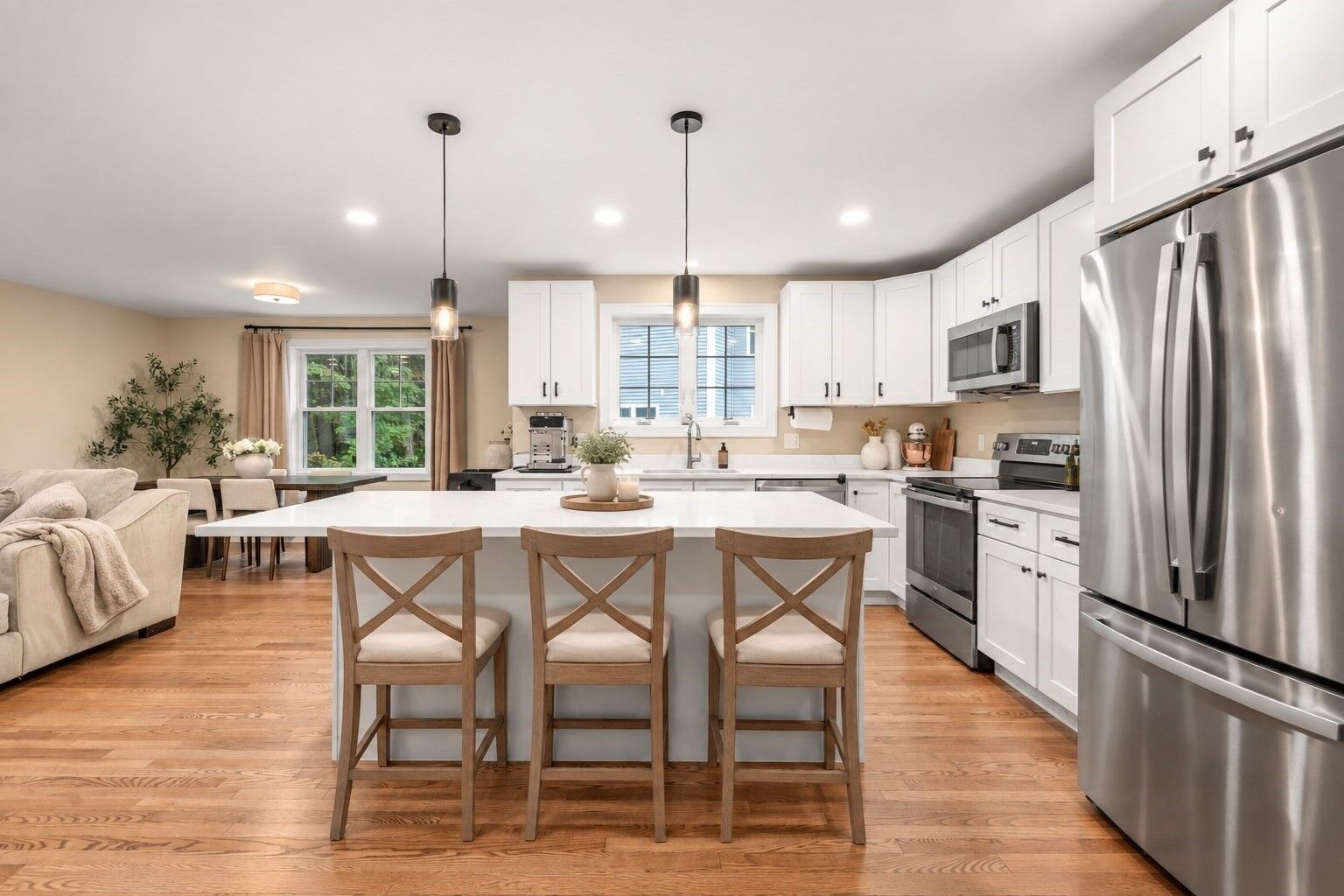 Property Photo:  65 Castine St.  MA 01606 