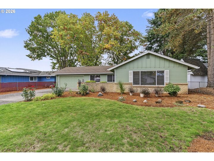 Property Photo: 14211 SE 14th St WA 98683