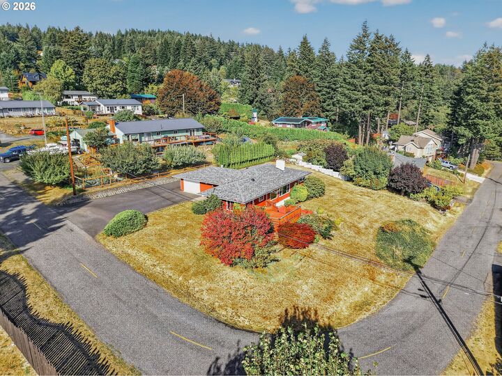 Property Photo: 530 NE Oak St WA 98648