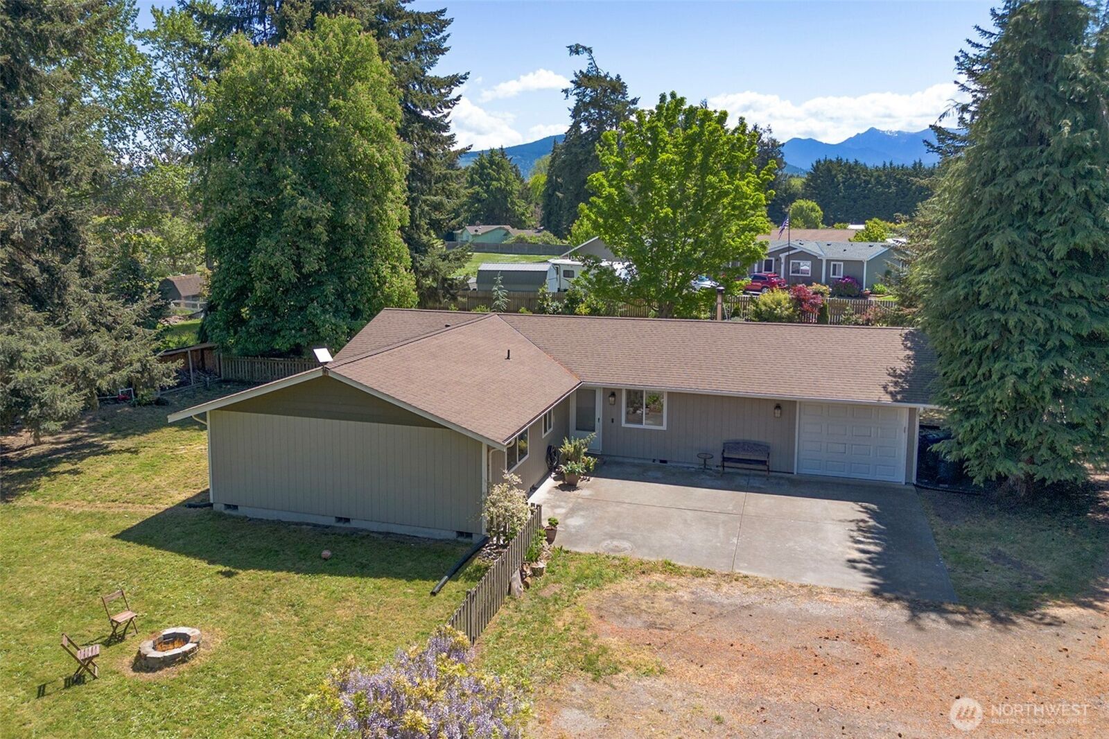 Property Photo:  221  McComb Lane  WA 98382 