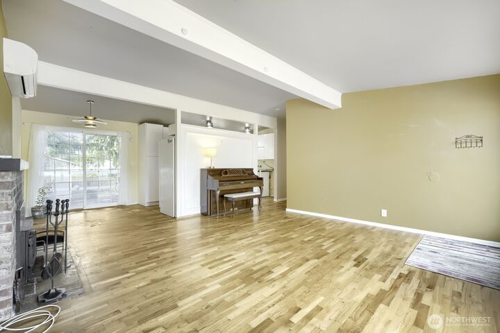 Property Photo:  3707 SW 105th Street  WA 98146 