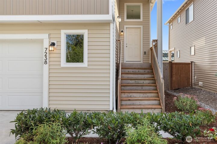 Property Photo:  7238  42nd Place NE  WA 98270 