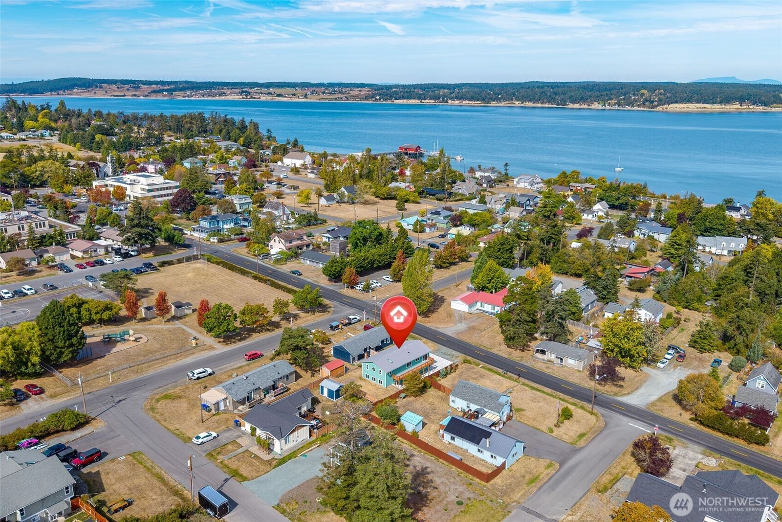 Property Photo: 303 NE 6th Street WA 98239