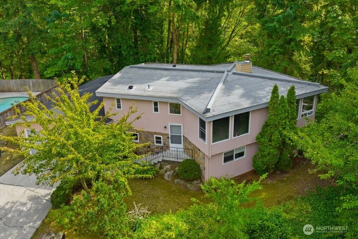 Property Photo:  13938  15th Place SW  WA 98166 