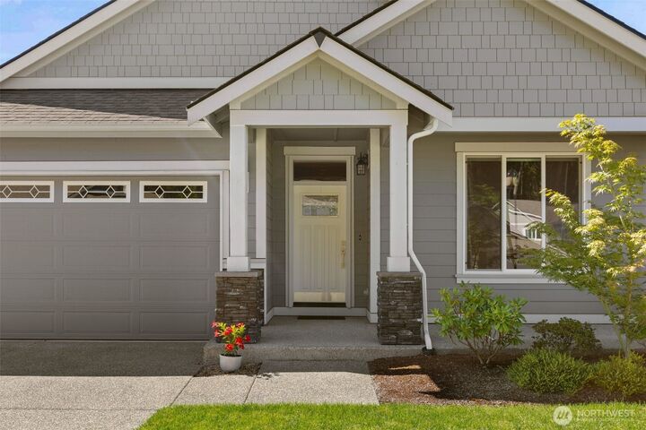 Property Photo:  845  Bodie Court SE  WA 98513 