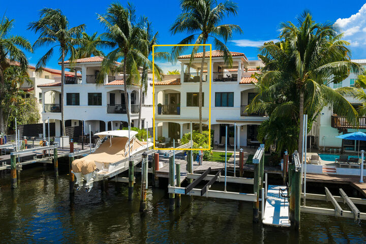 Property Photo:  411 Hendricks Isle  FL 33301 