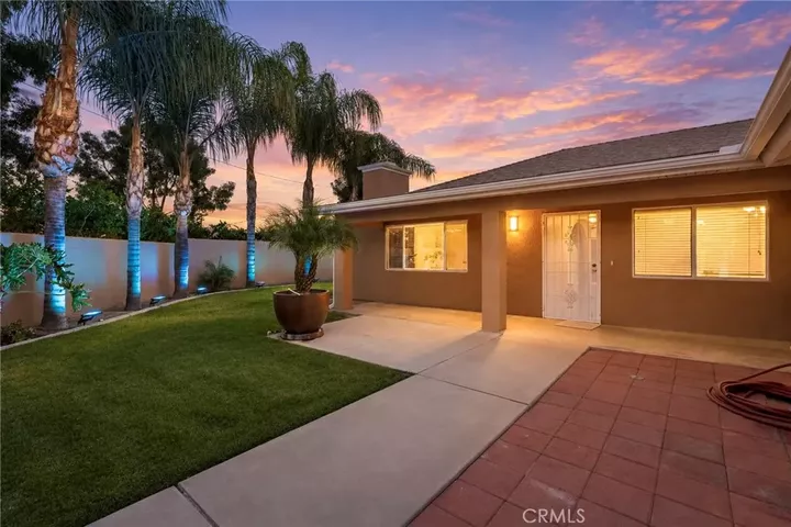 Property Photo: 402 S Harvard Street CA 92543