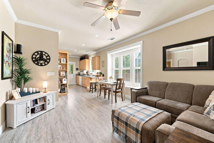 Property Photo:  2899 Lanning Avenue  CA 96001 