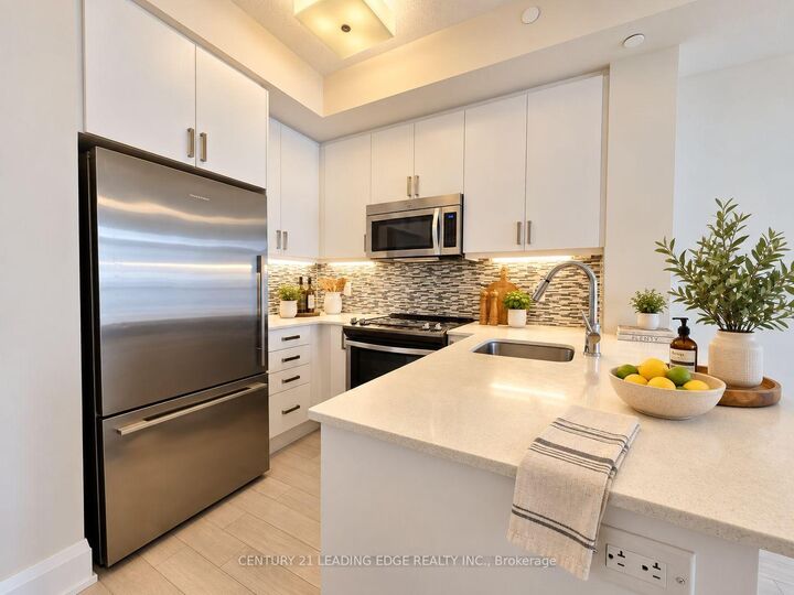 Property Photo: 2 Old Mill Drive 505 ON M6S 0A2