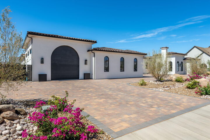 Property Photo:  2844 S 240 W  UT 84780 