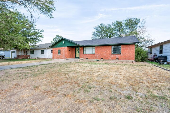 Property Photo: 4119 Crockett Street TX 79110